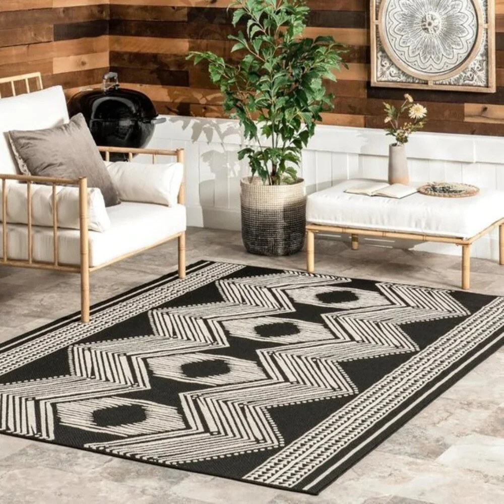 New 4x6Inch Outdoor Tribal Geometric Rug, Stain & Weather Resistant, Black